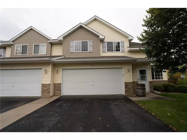 River Falls, WI 54022,3512 Sterling Heights Drive #J