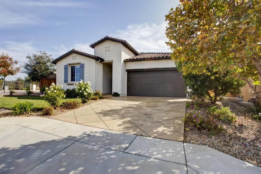 796 Apple Tree Way, Santa Maria, CA 93455