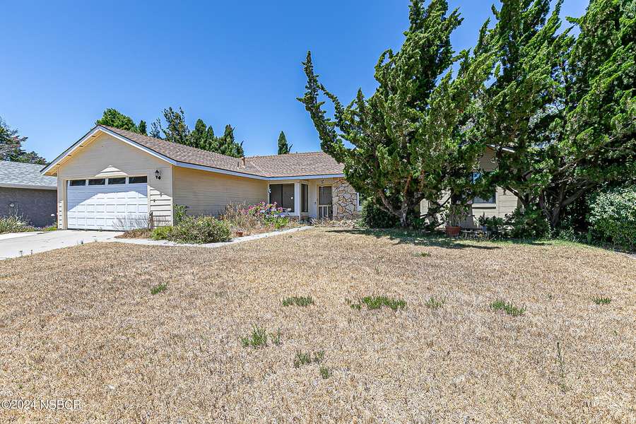 733 Via Esmeralda, Santa Maria, CA 93455