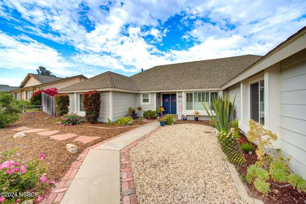 4387 Coachman Way,  Santa Maria,  CA 93455