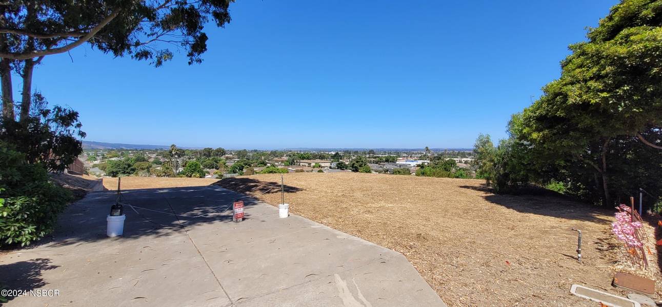 1301 E Hickory Avenue, Lompoc, CA 93436