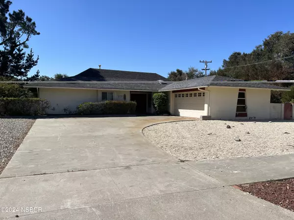 210 St Annes Place, Lompoc, CA 93436