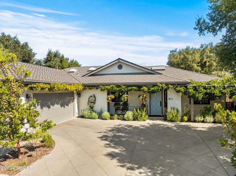 611 Aqueduct Way, Solvang, CA 93463