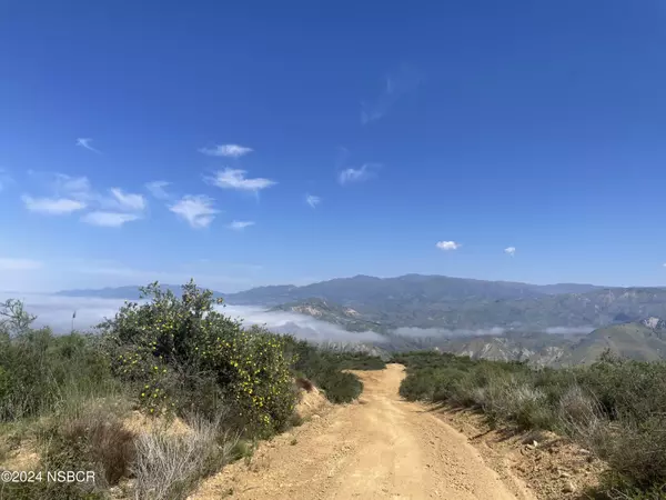 Santa Barbara, CA 93105,E Camino Cielo