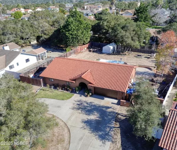 Lompoc, CA 93436,3332 Courtney Drive