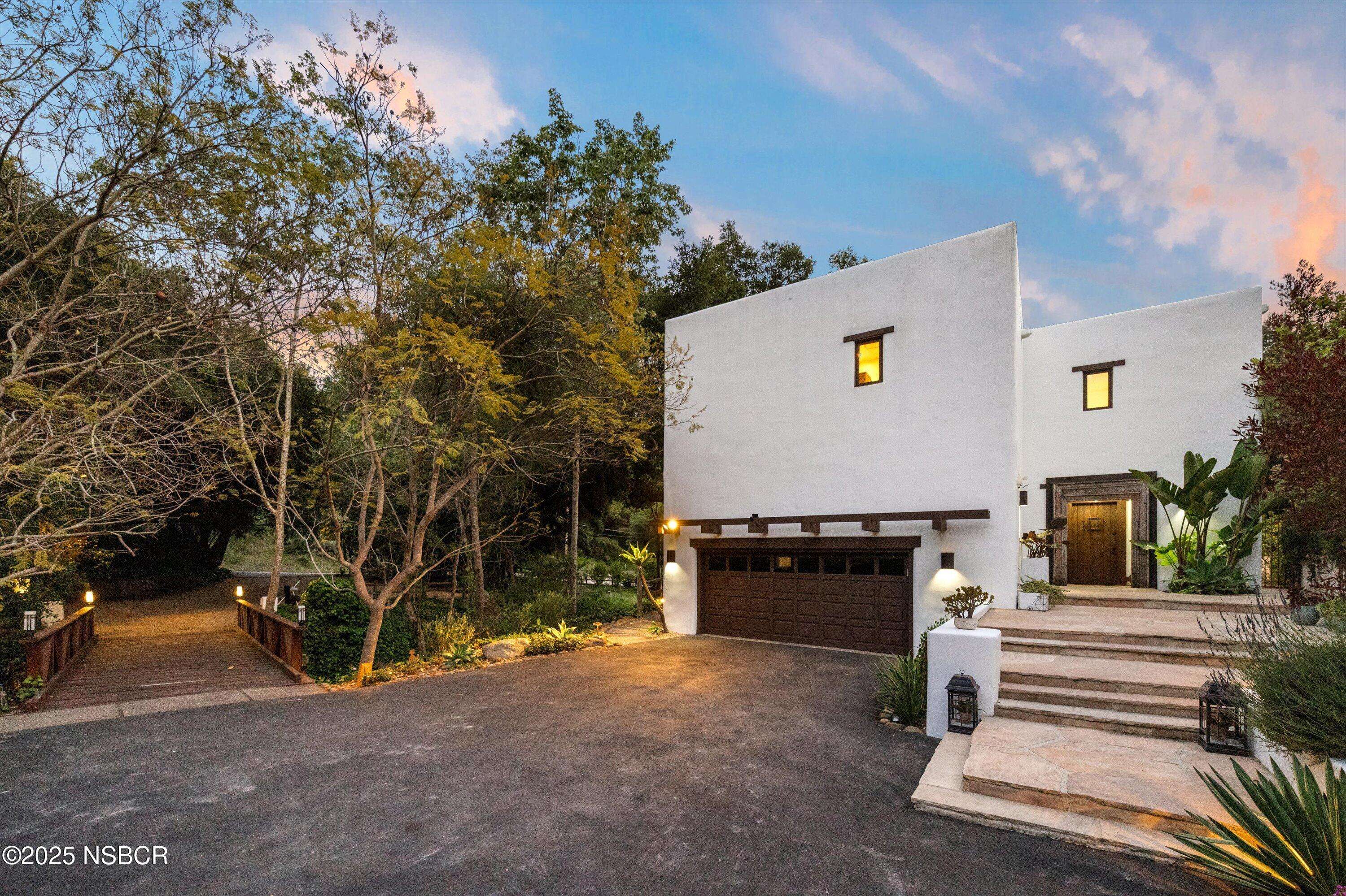 1435 Sycamore Canyon Road, Santa Barbara, CA 93108