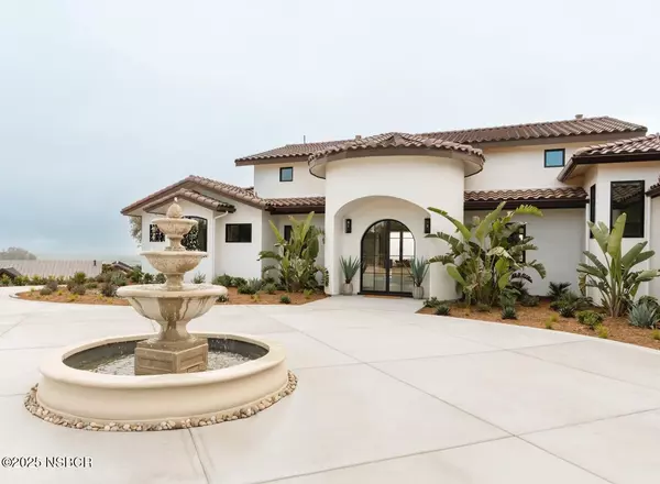 Arroyo Grande, CA 93420,467 Del Sur Drive