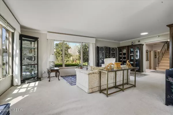 Santa Maria, CA 93455,2218 Glacier Lane
