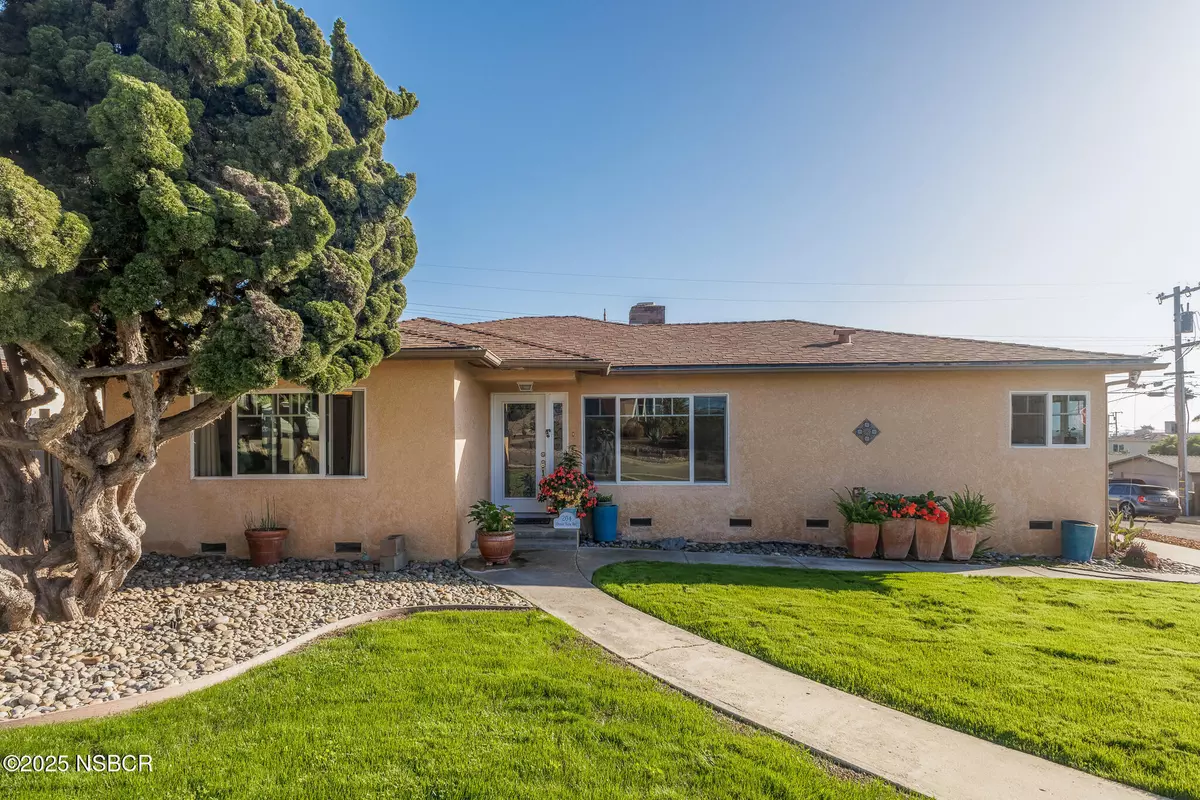 Grover Beach, CA 93433,204 Ocean View Avenue