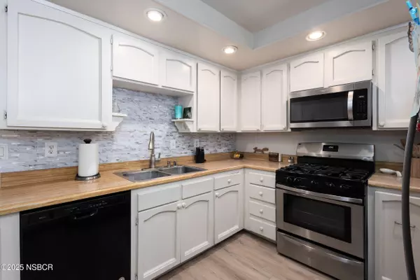 Santa Maria, CA 93454,1960 Mcclelland S Street #7