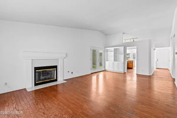 Santa Maria, CA 93455,515 El Nido Court