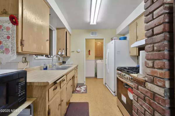 Santa Maria, CA 93458,1412 N Smith Street