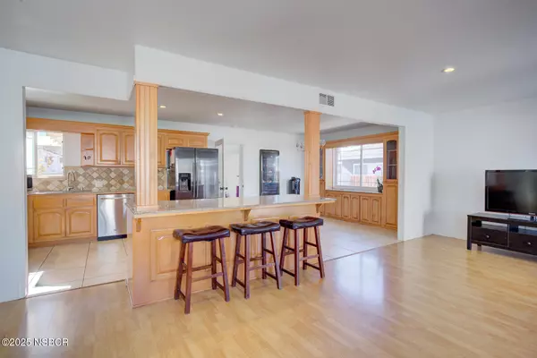 Santa Maria, CA 93455,385 Hassett Ct Court