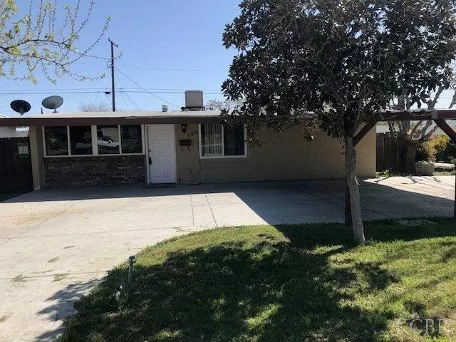 Avenal, CA 93204,300 E Santa Clara Street