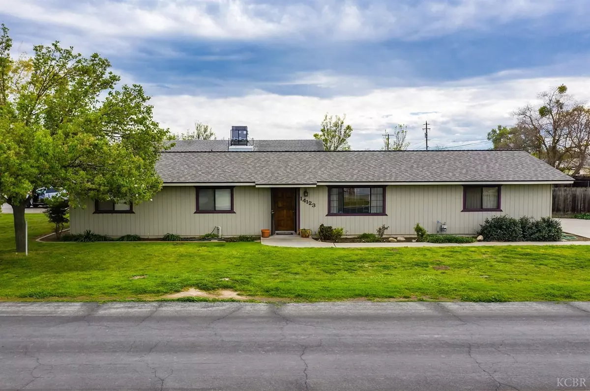 Armona, CA 93202,14123 Locust Street