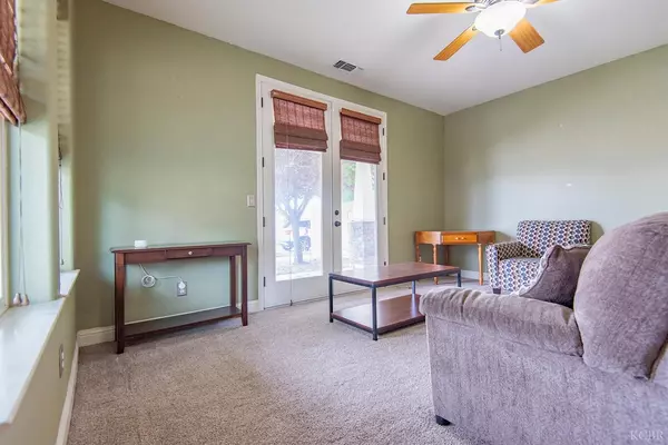 Reedley, CA 93654,255 W Sasaki Avenue