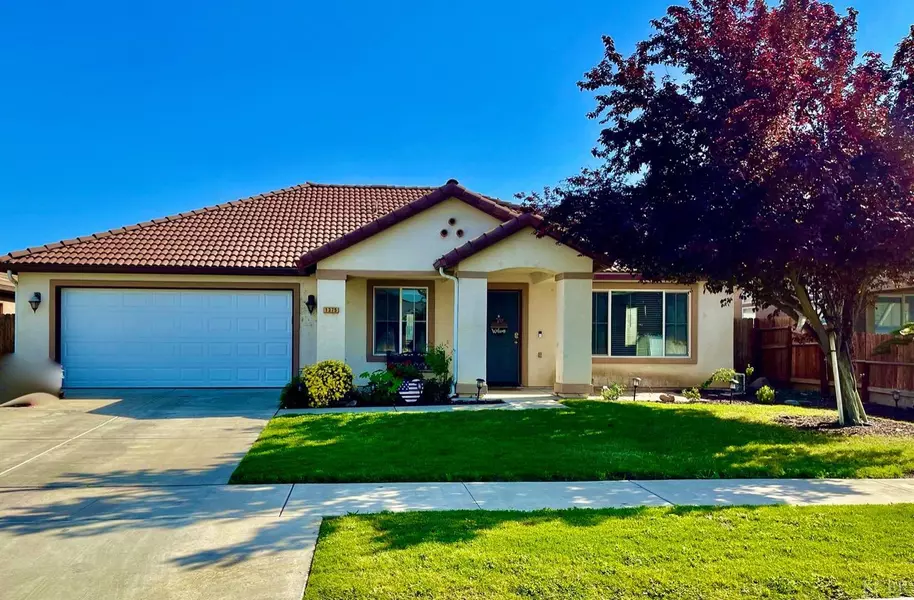 1375 Castoro Way, Hanford, CA 93230