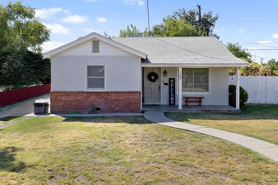 105 N Cambridge Drive, Lemoore, CA 93245