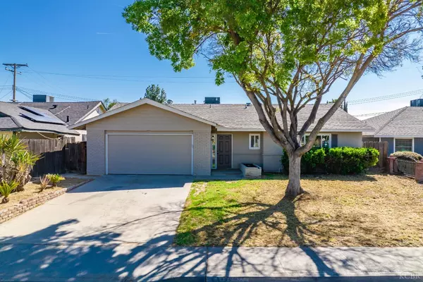 11263 Dan Drive, Armona, CA 93202