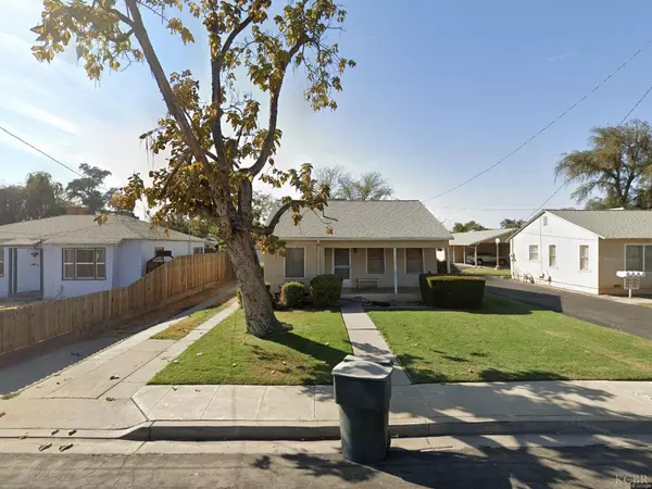 1216 Kaweah Street, Hanford, CA 93230