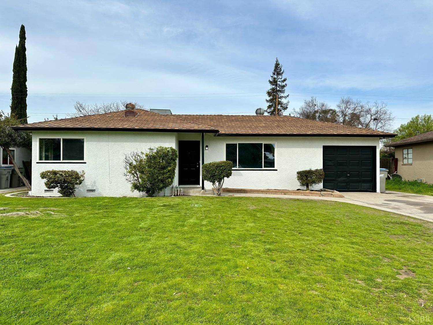 4737 E Cornell Avenue, Fresno, CA 93703