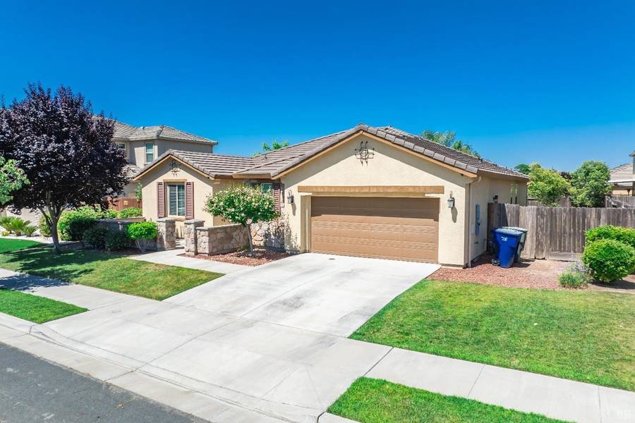 777 Arlington Avenue, Lemoore, CA 93245