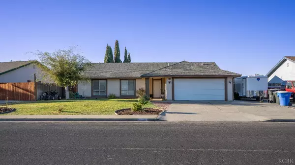 936 E Terrace, Hanford, CA 93230