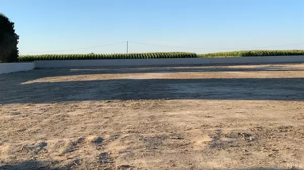 Hanford, CA 93230,8562 Serrano Avenue