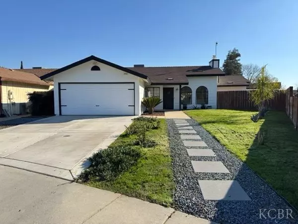 440 Meadow Lane, Kingsburg, CA 93631