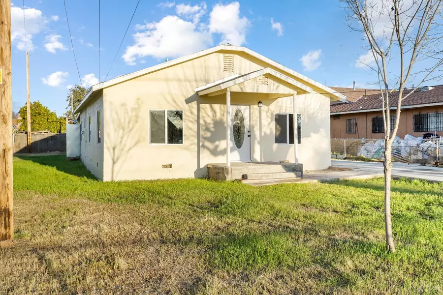 2104 Norwalk Street, Delano, CA 93215