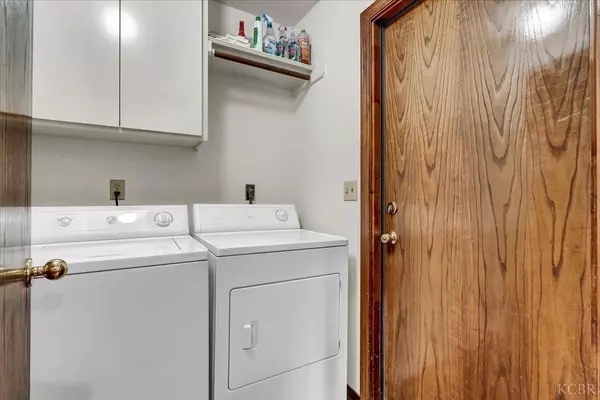 815 Tony Drive Hanford, CA 93230