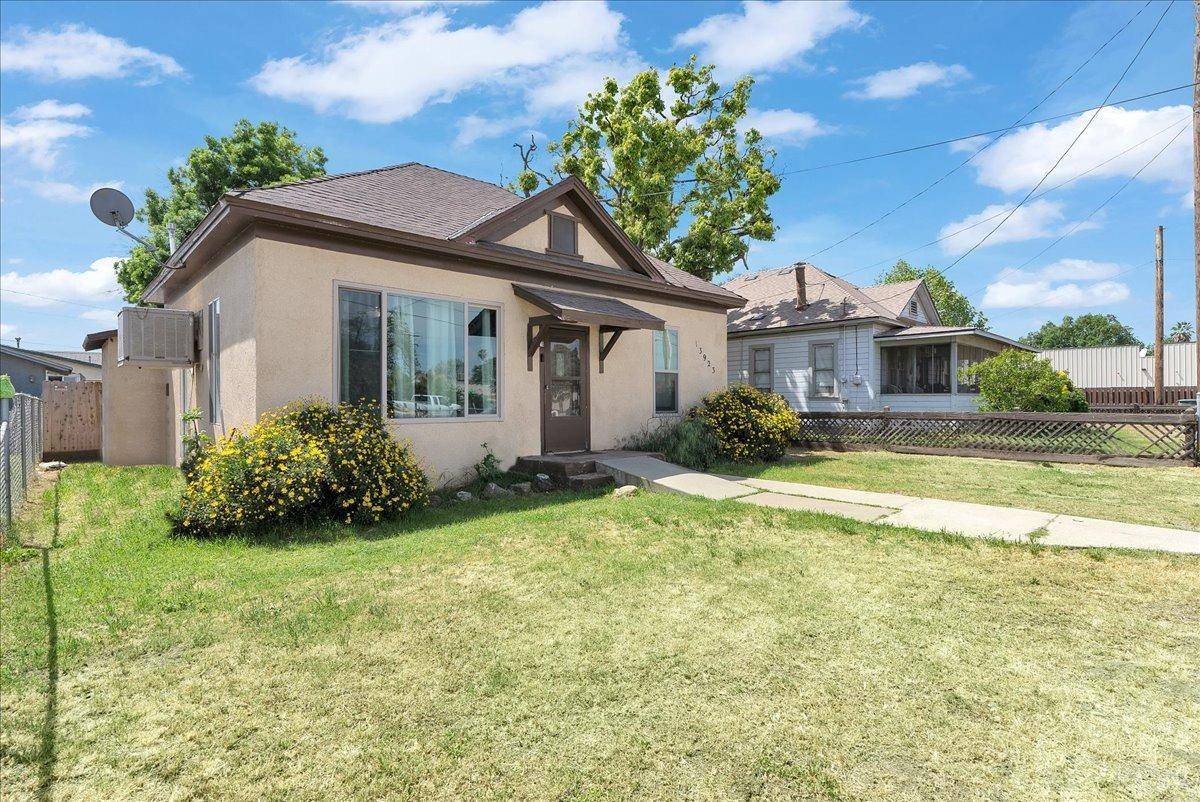 Armona, CA 93202,13923 Locust Street