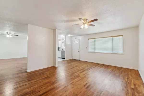 Lemoore, CA 93245,413 W Burlwood Lane