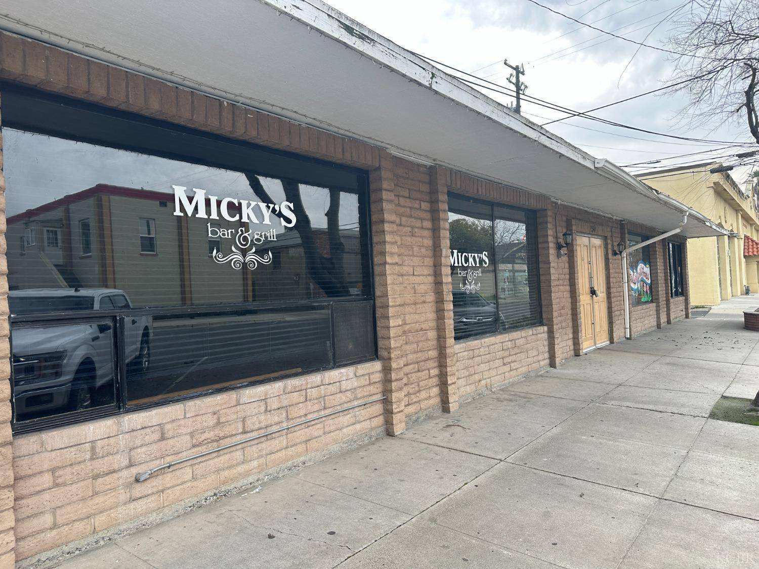 230 Fox Street, Lemoore, CA 93245