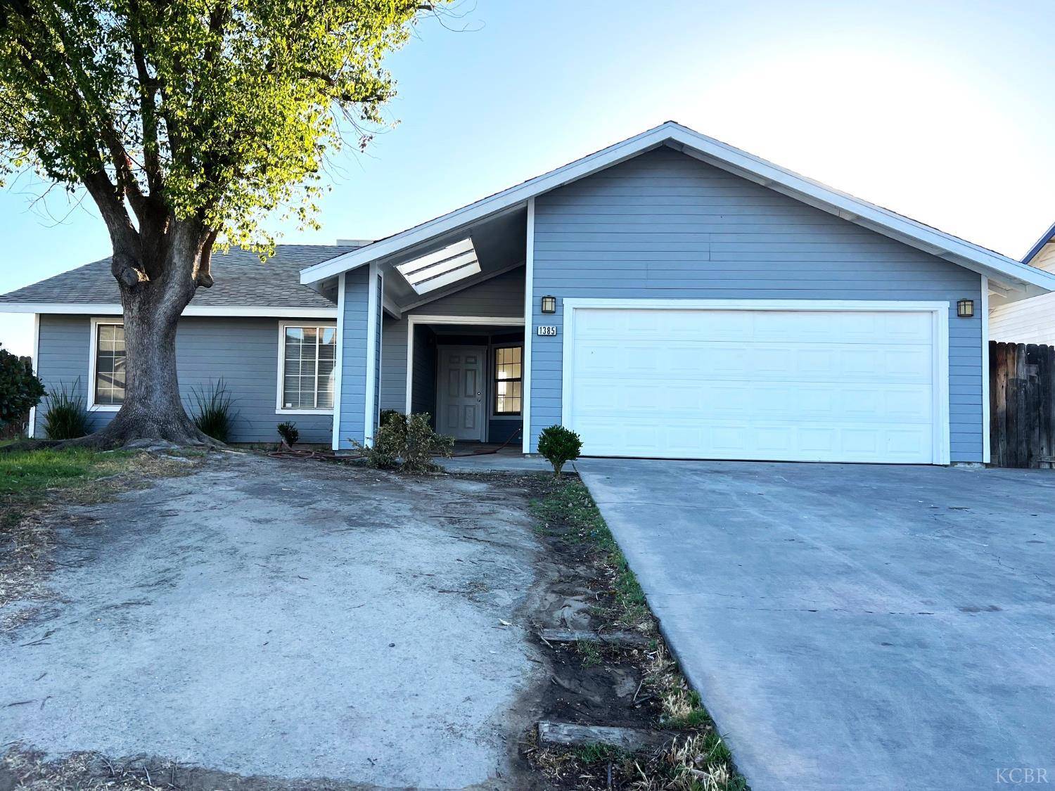 1385 Yosemite Drive, Corcoran, CA 93212