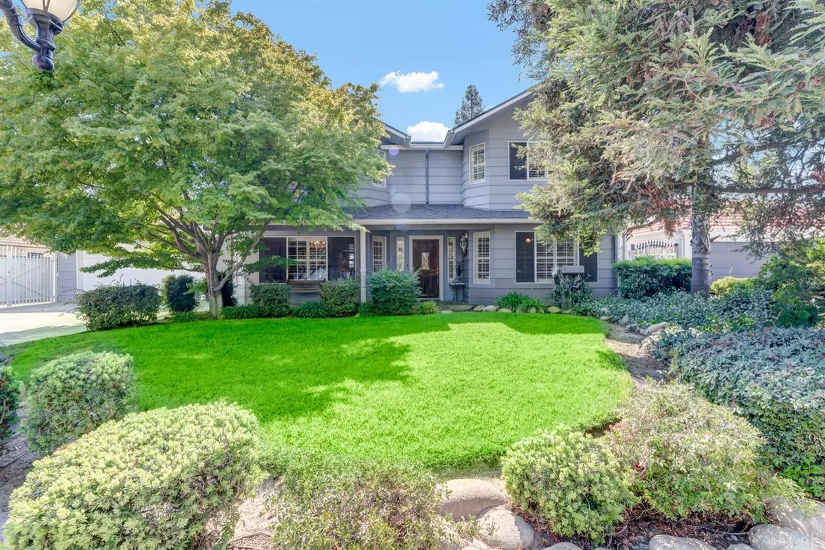 Sanger, CA 93657,1207 Lyon Avenue