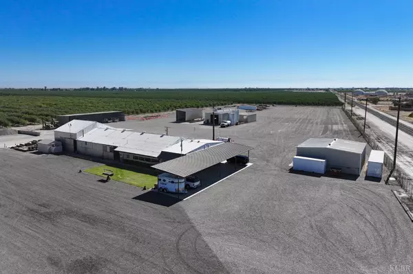 8650 Lacey Boulevard, Hanford, CA 93230