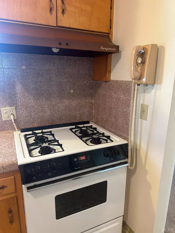 Lemoore, CA 93245,272 W Burlwood Lane