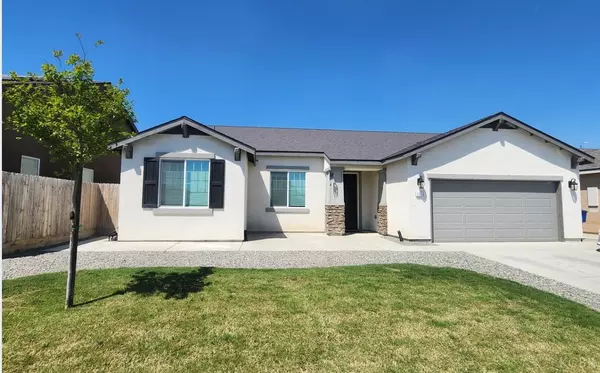 1326 W sawtooth, Hanford, CA 93230