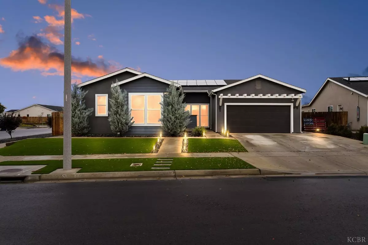 Hanford, CA 93230,2476 W Bristol Lane