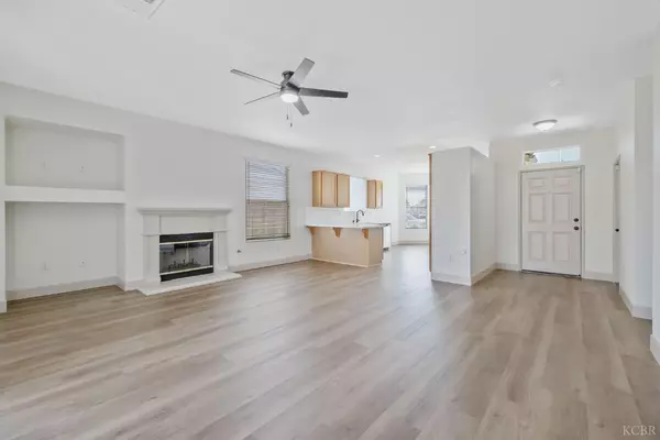 Hanford, CA 93230,2821 Stonecrest Way