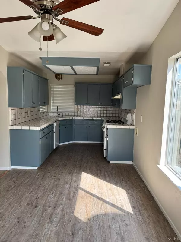 Hanford, CA 93230,1205 Hawthorn Street