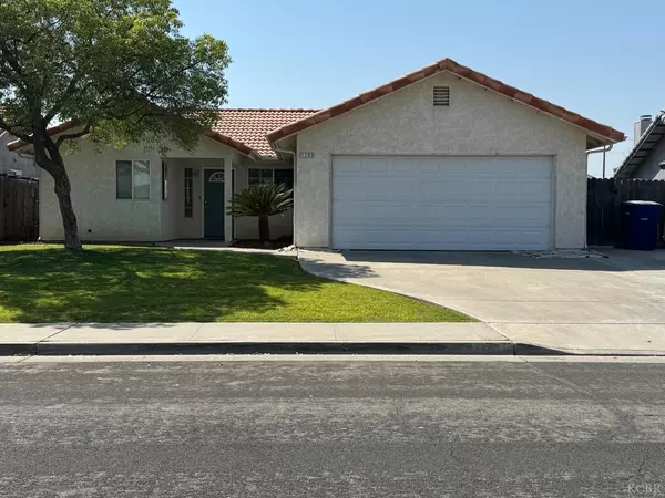 1205 Hawthorn Street, Hanford, CA 93230