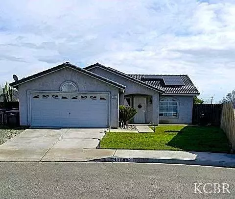 11185 Mesquite Circle, Armona, CA 93202