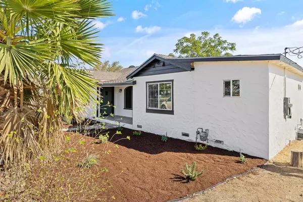 Avenal, CA 93204,104 E San Joaquin Street