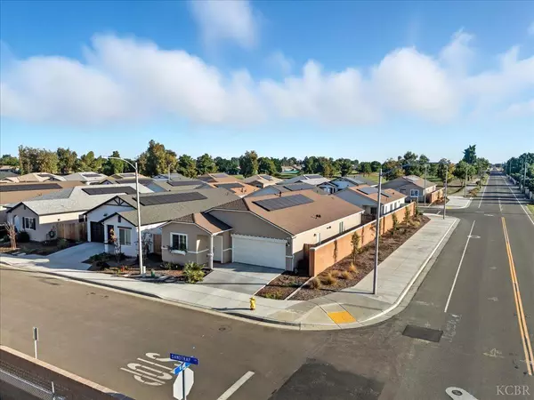 Lemoore, CA 93245,599 Sandtrap Lane