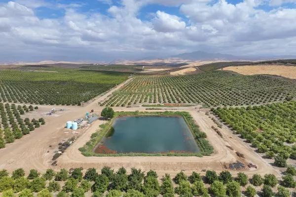 Ducor, CA 93218,0 0 Avenue 2