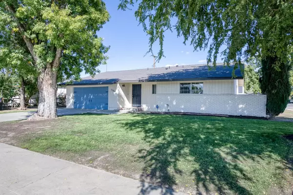 11311 Dan Drive, Armona, CA 93202