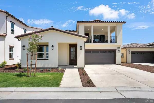 2151 W Solo Way, Hanford, CA 93230
