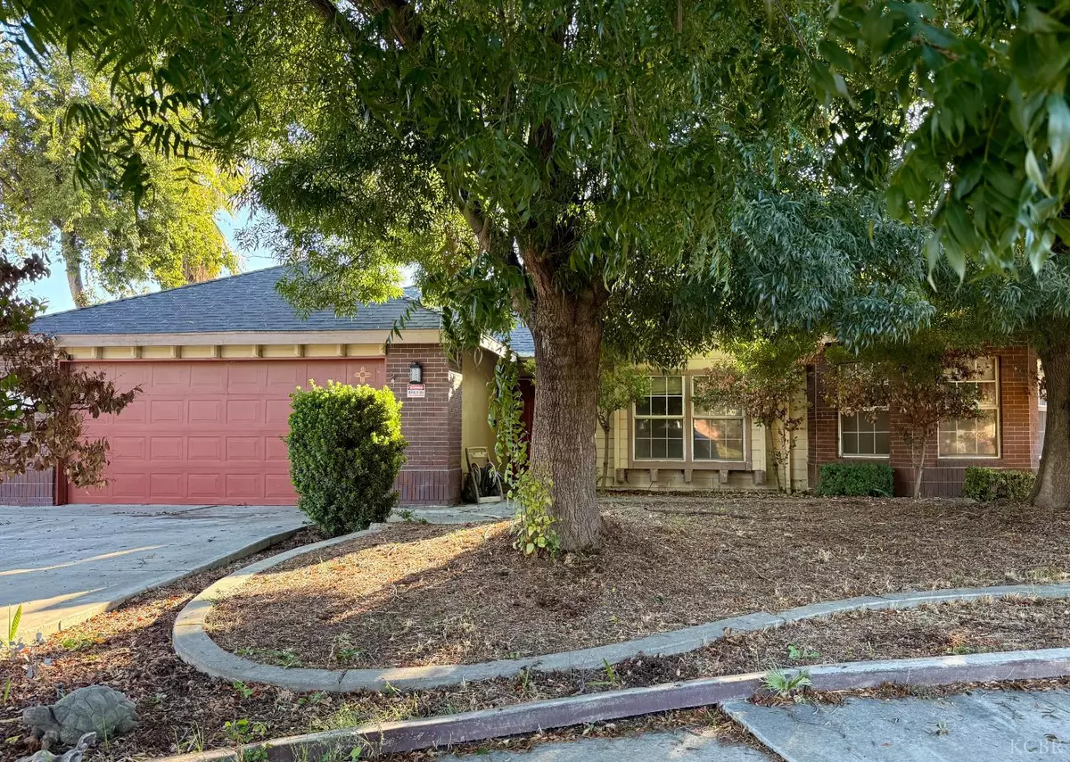 Lemoore, CA 93245,172 Grace Court